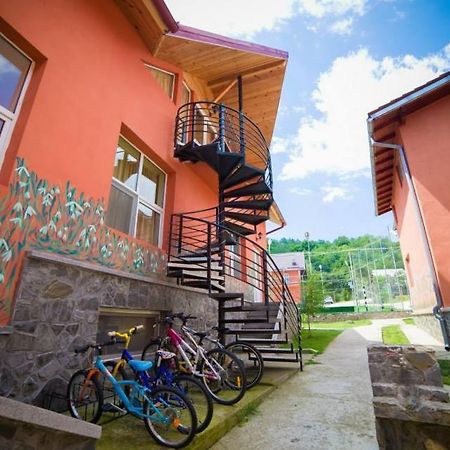 Hotel Gclub Breaza  Exterior photo